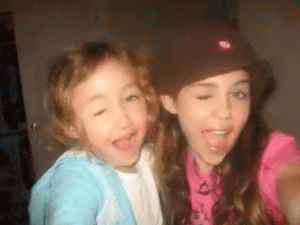           Miley and he.. Cinema, tv - TV series - 
