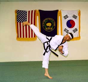 Tae Kwon Do is an ancient system of.. Sport - Combat sports - tea-kwon-do