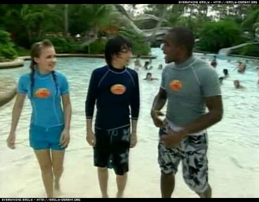 emily in a water park .. Cinema, tv - TV games - 