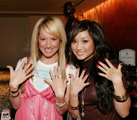 Brenda and Ashley get Manicures! - Music - Ashley Tisdale