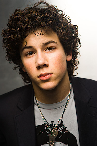 Alex likes Nick becaus.. Cinema, tv - 