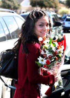 VANESSA HUDGENS -  Cinema, tv - 