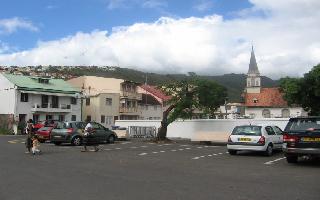 alors, il n'y eut plus de salle par.. Villes et Villages - Case-Pilote : Village de...