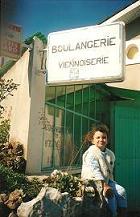 En attendant le pain.... France - Villes et Villages - 