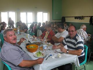 Dans la salle des f�te.. France - Villes et Villages - 
